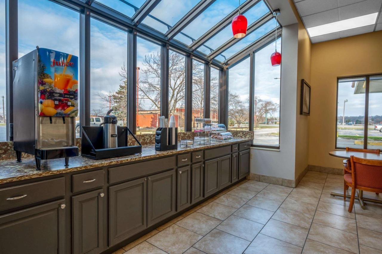 Super 8 By Wyndham Perrysburg-Toledo Ξενοδοχείο Εξωτερικό φωτογραφία