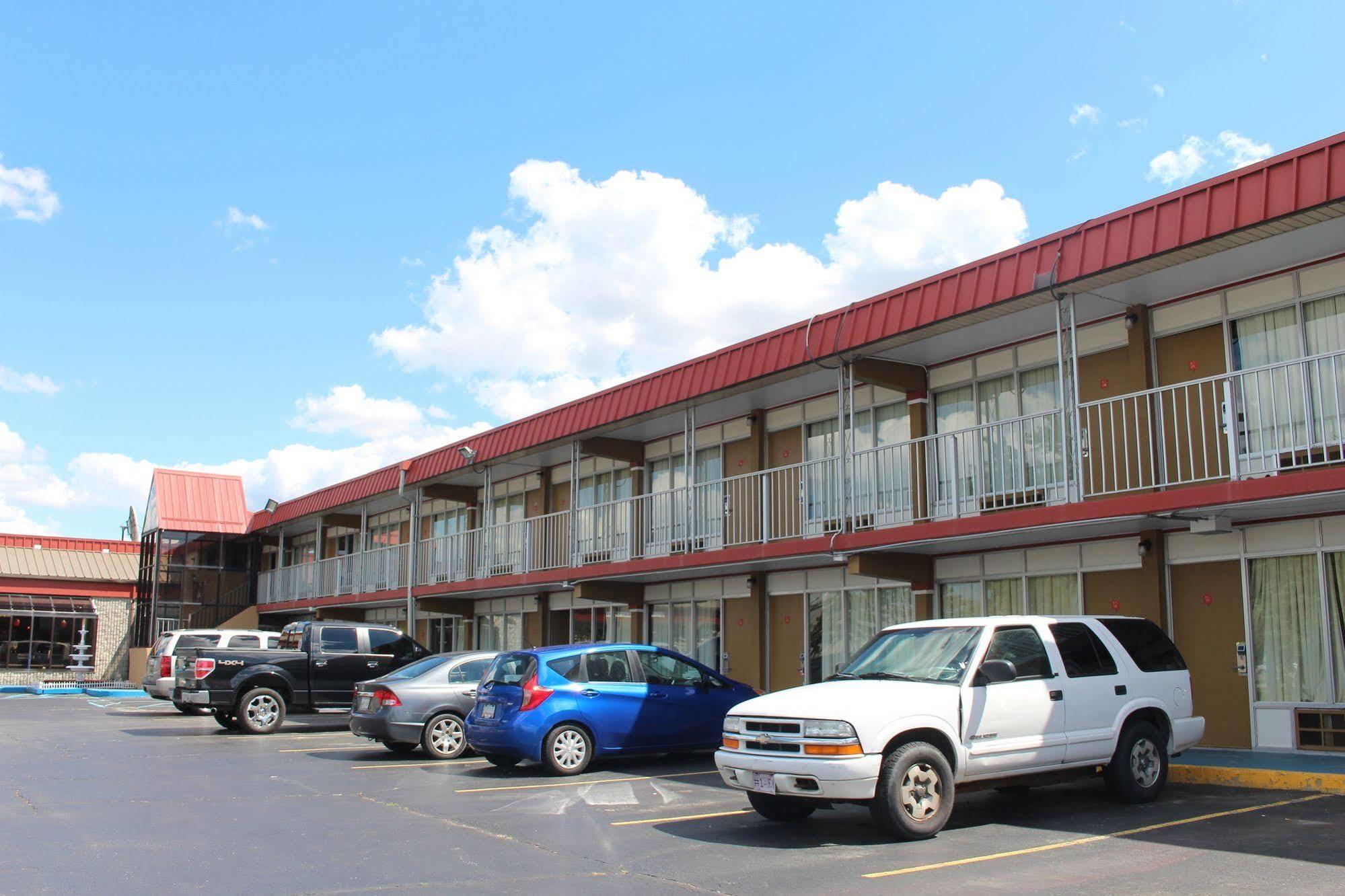 Super 8 By Wyndham Perrysburg-Toledo Ξενοδοχείο Εξωτερικό φωτογραφία