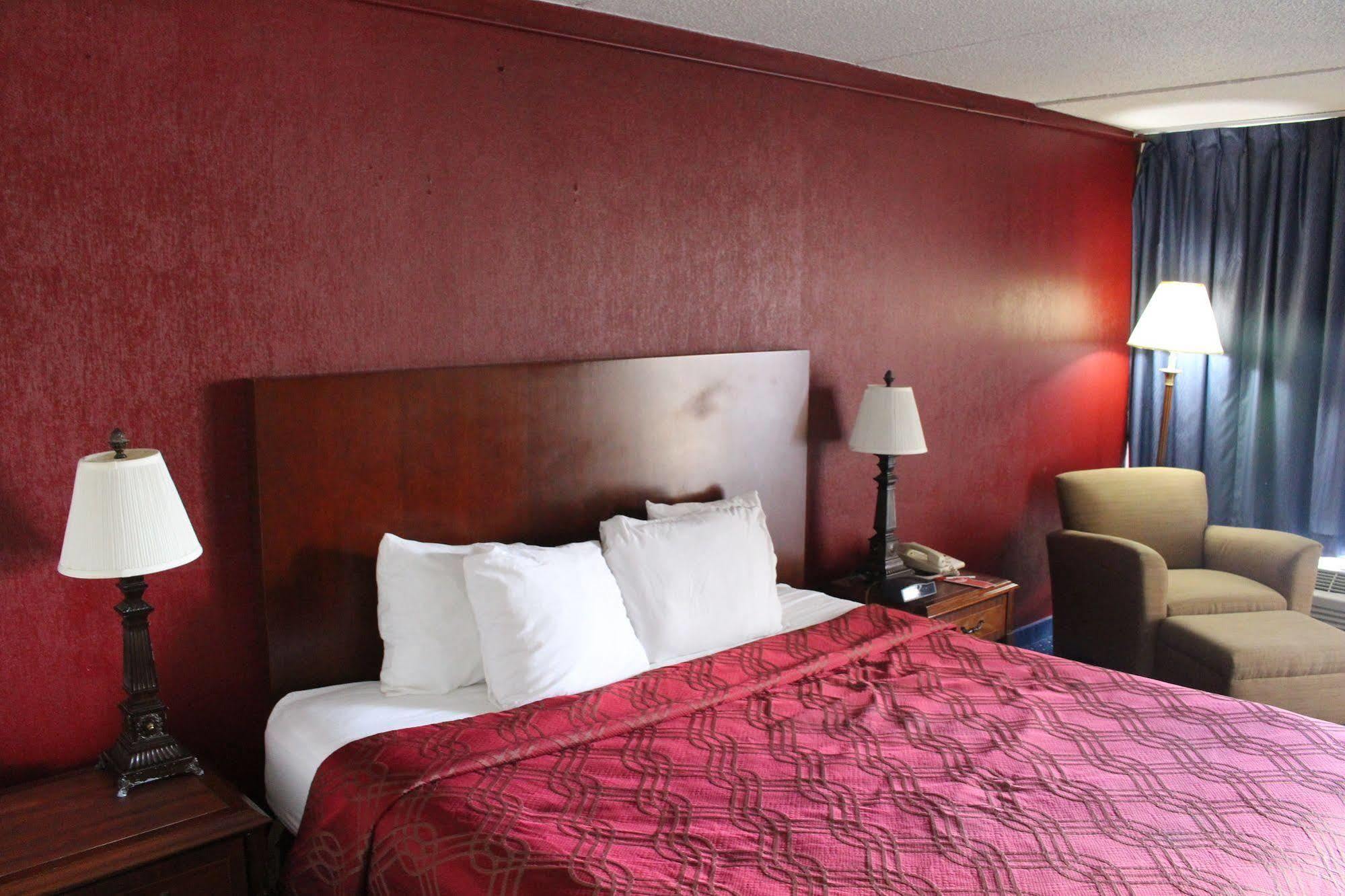 Super 8 By Wyndham Perrysburg-Toledo Ξενοδοχείο Εξωτερικό φωτογραφία